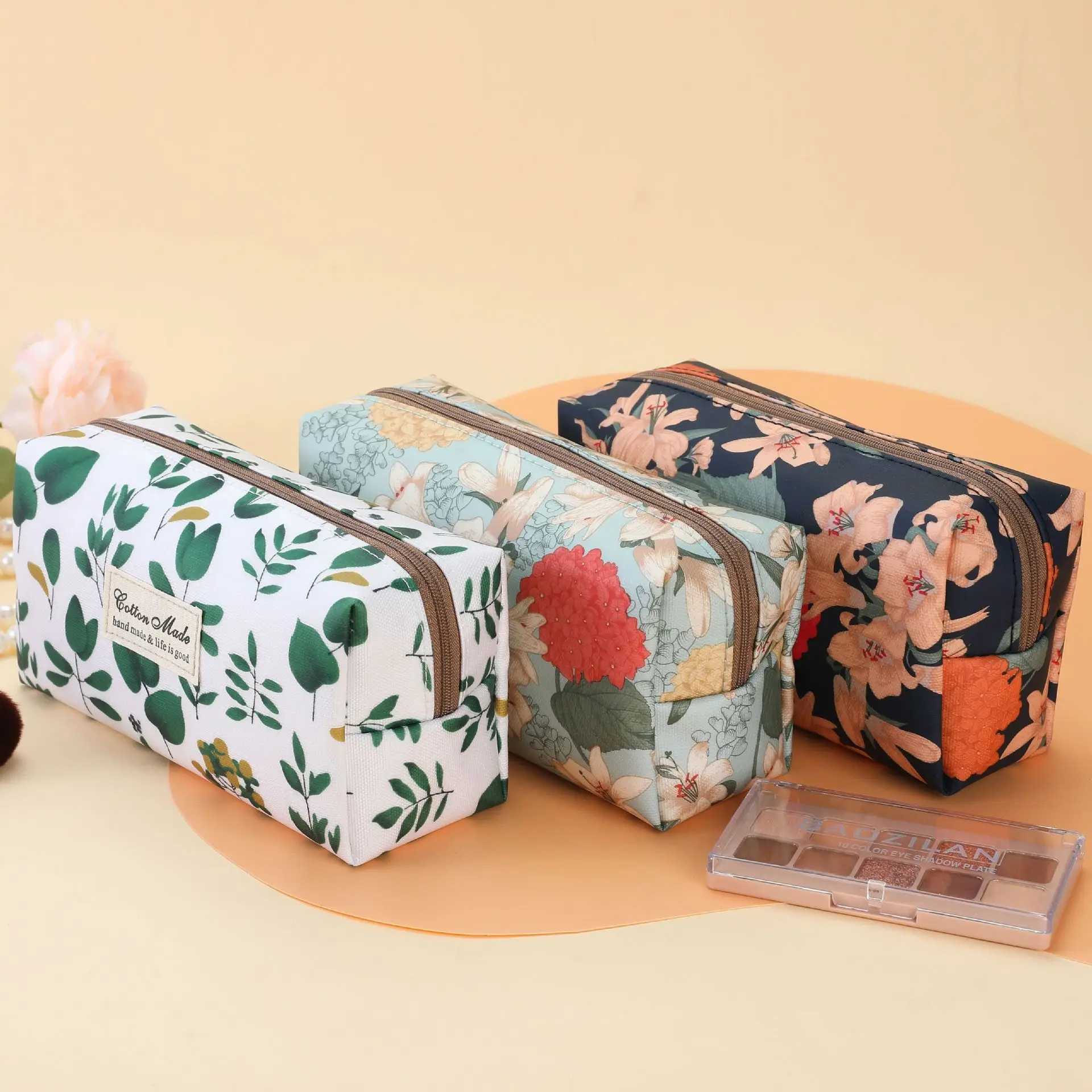Cross border fashion waterproof makeup bag, large capacity travel wash bag, cosmetics lipstick storage bag
