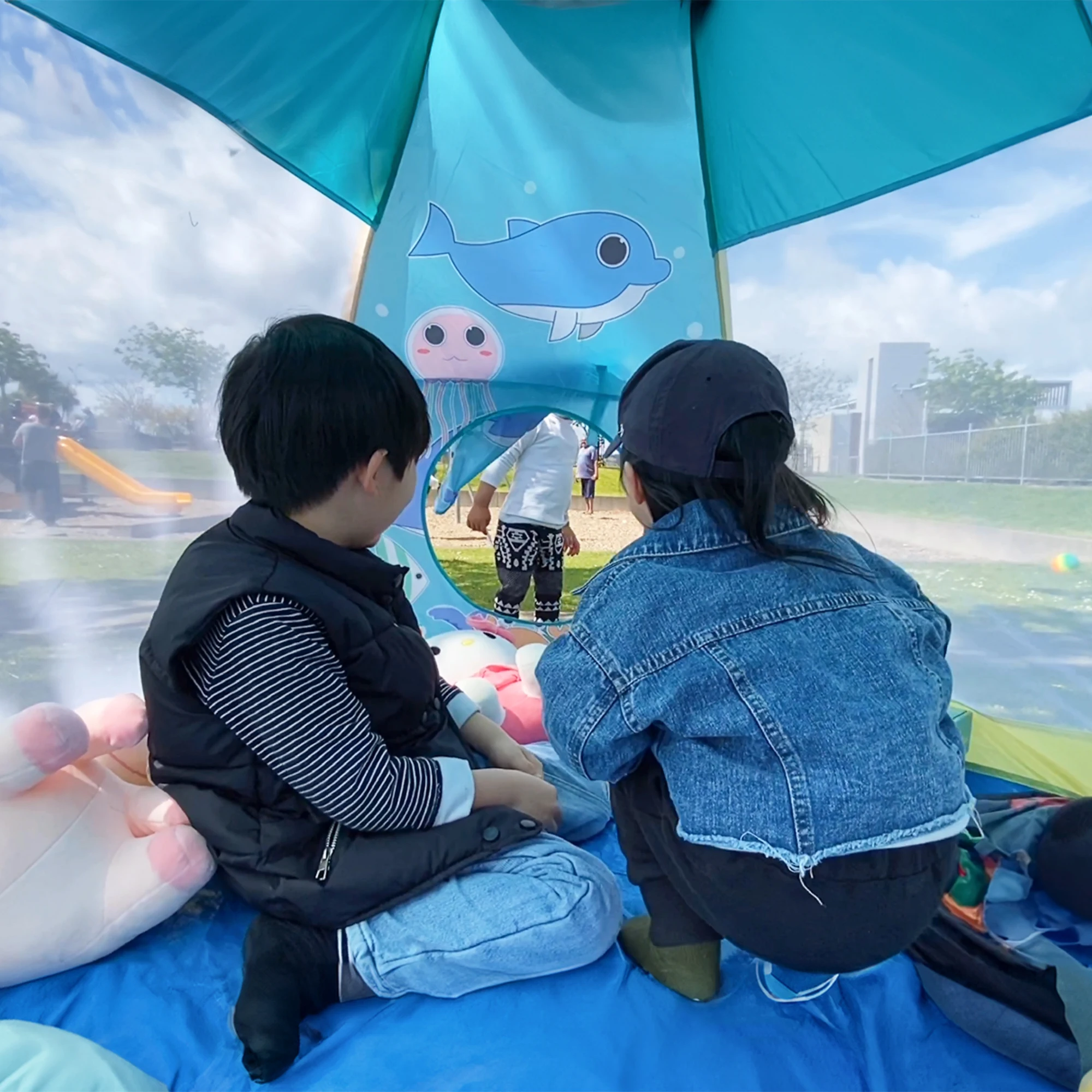 Ocean World Play Tent for Kids Pretend Play, Hexagon Playhouse with Large Mesh Indoor & Outdoor - 183 x 152 x 122 cm