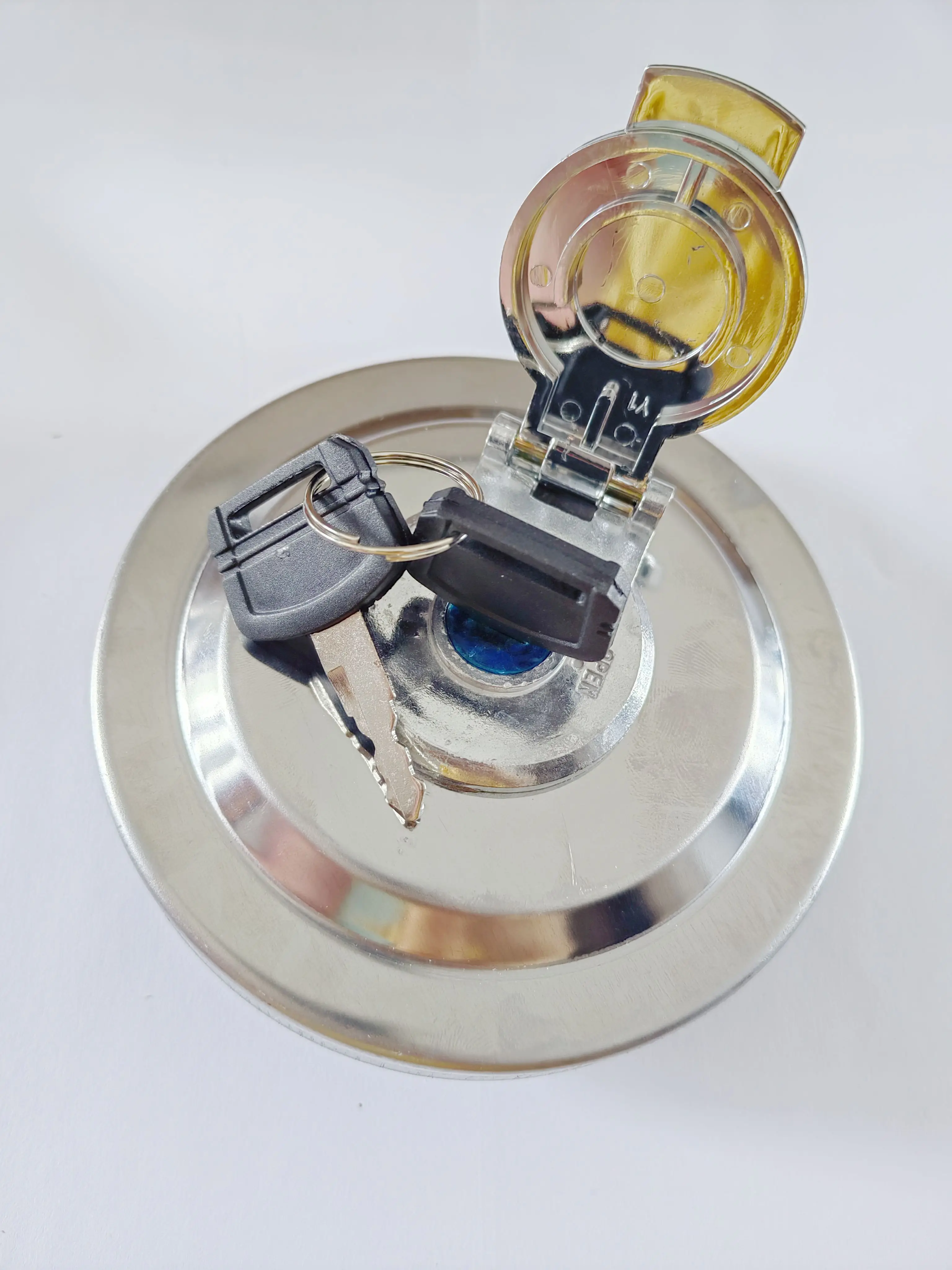 

4361638 4363380 Locking Fuel Cap For Hitachi Excavator EX200-5 EX60 EX60-2 EX60-3 EX100 EX120 EX200-2 EX200-3 EX220 EX300