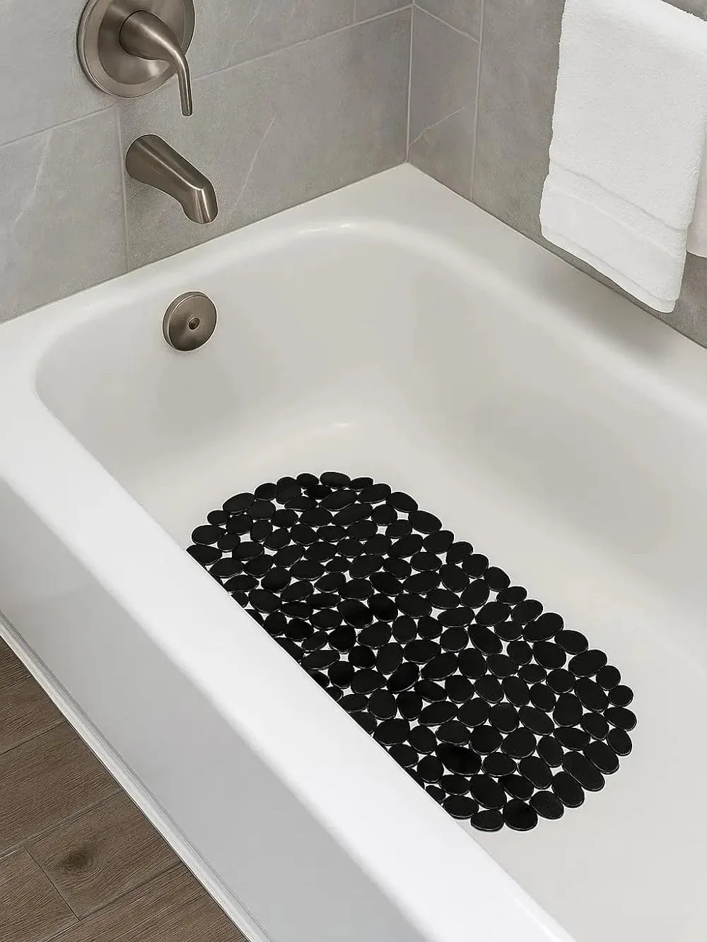 1 Stück ovale Badewannenmatten mit Kieselsteinen, 36 x 69 cm, rutschfeste Badematte mit Saugnäpfen und Abflusslöchern für Badezimmer, PVC-Duschmatte, sichere Matte – Detail 1