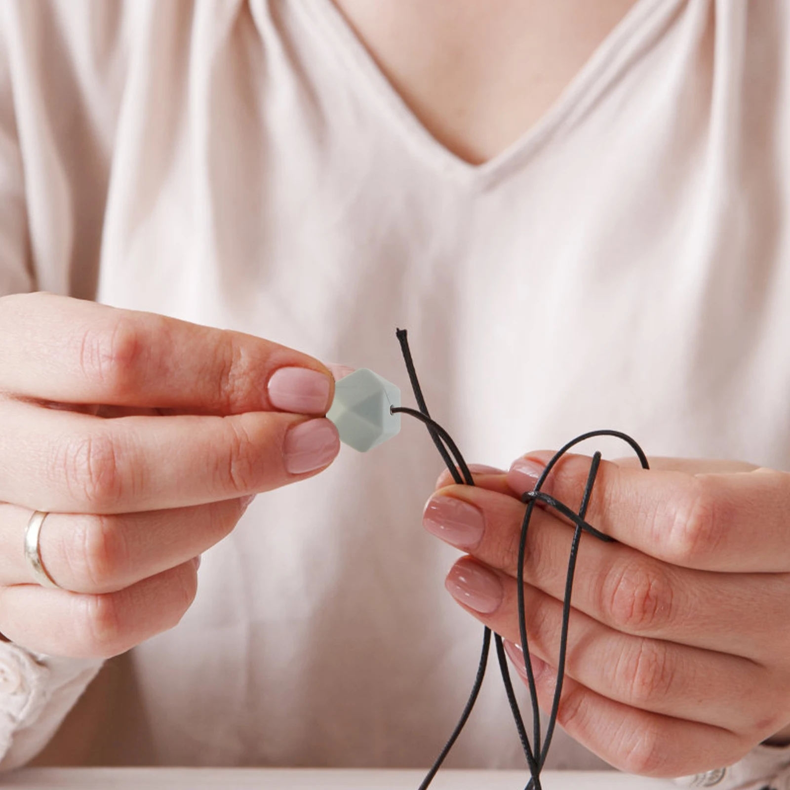 

40 шт. силиконовые бусины DIY браслет изготовление ювелирных изделий шестигранный дизайн премиум качества силиконовые бусины браслет из бисера DIY бусина