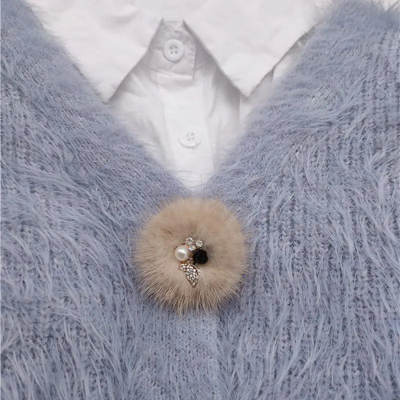 

Autumn and Winter Plush Brooch Mink Fur Chest Flower Black Rose Bead Women's Sweater Cardigan Pin Really Plush