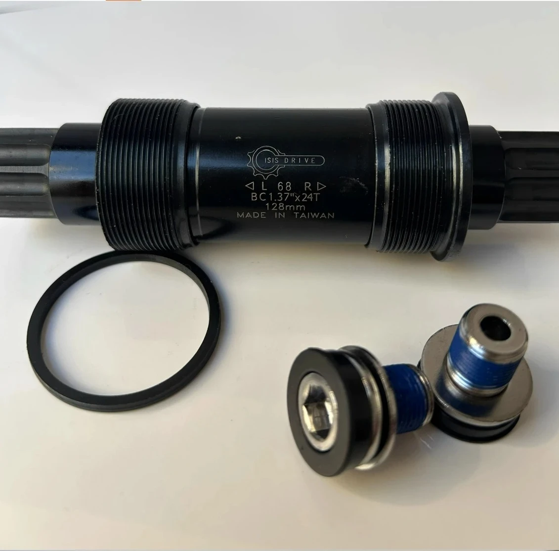 

Neco ISIS Drive Bottom Bracket 68 x128mm Bearing 403g/pcs bicycle BB