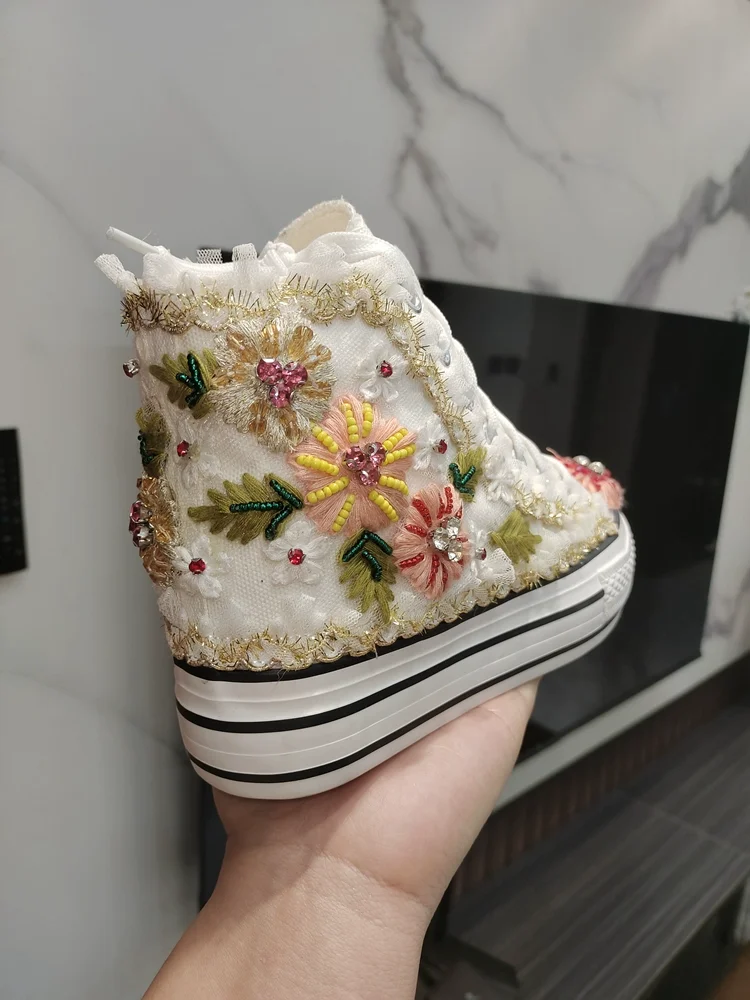 2023 Spring Cute Girls Students High Top Canvas Shoes Cute Handmade Flower Plimsolls Woman Vulcanize Shoes