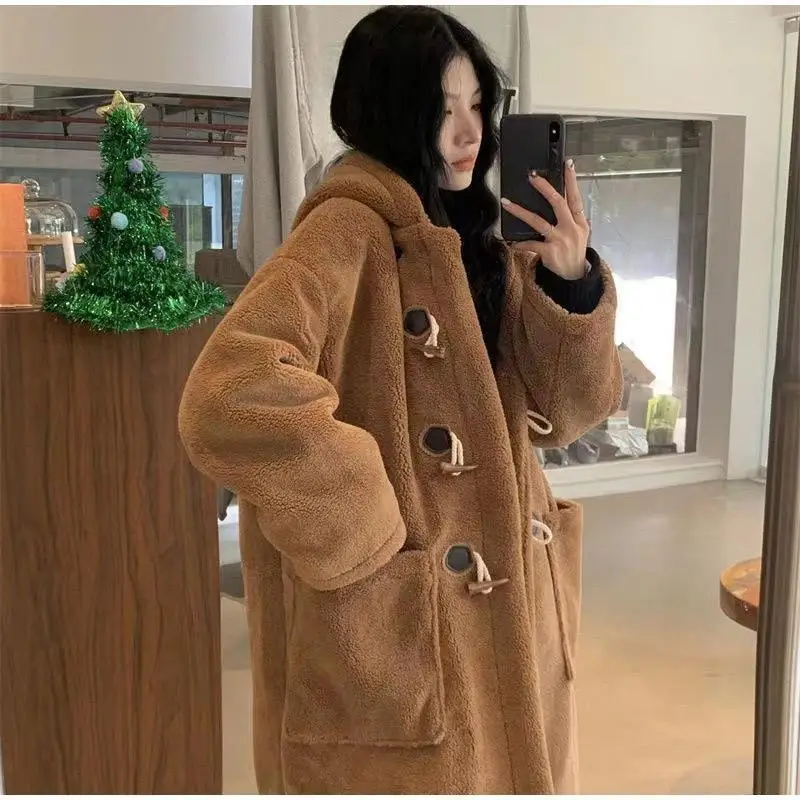 Cappotto da donna in peluche con bottoni ad angolo mucca Giacca in cotone tinta unita con cappuccio Cappotti caldi con cappuccio con sensazione premium Autunno e inverno