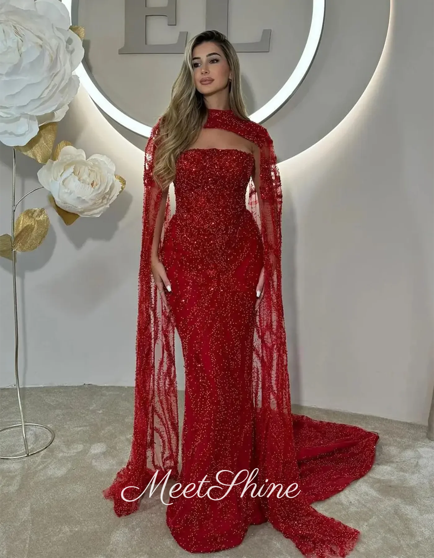 Conjuntos de 2 piezas de lujo, vestidos de fiesta de sirena burdeos, Dubai, brillantes con mangas tipo capa, Arabia Saudita, فساتmaveraPersonalizzato