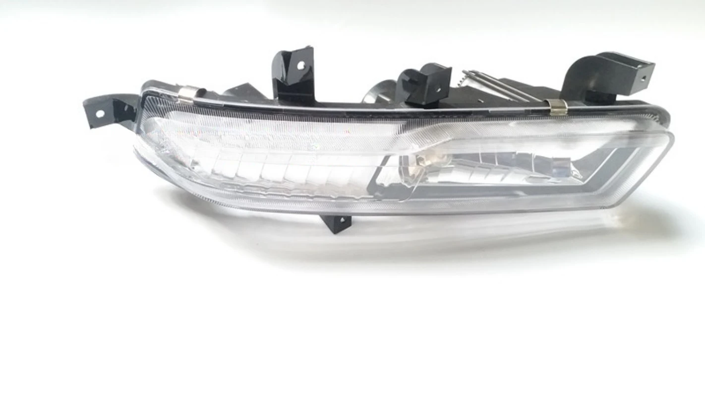 

For 11-14 Buick GL8 Front Fog Lamp Assembly 1pcs