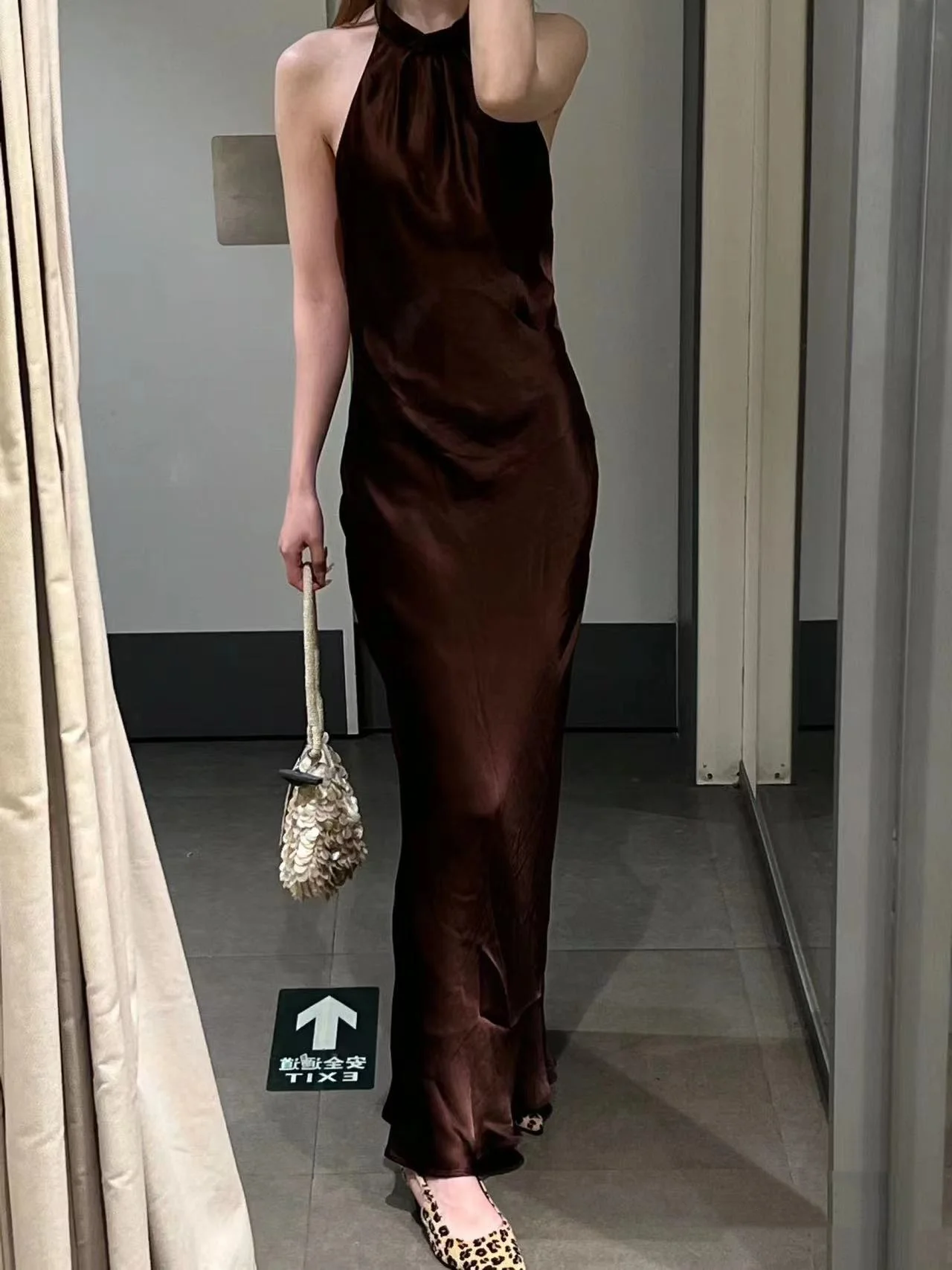 تنورة طويلة للسيدات من الساتان من Ele Bal Neline ذات ملمس دكتور كوري عالي الخصر بدون وصل حديثًا للصيف