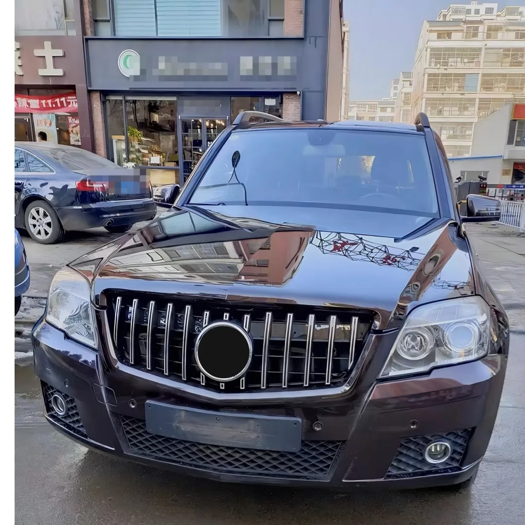 Rejilla Delantera Estilo Diamante Plateada Para Mercedes GLK X204 2013-2015 – Sin Orificio Para Cámara