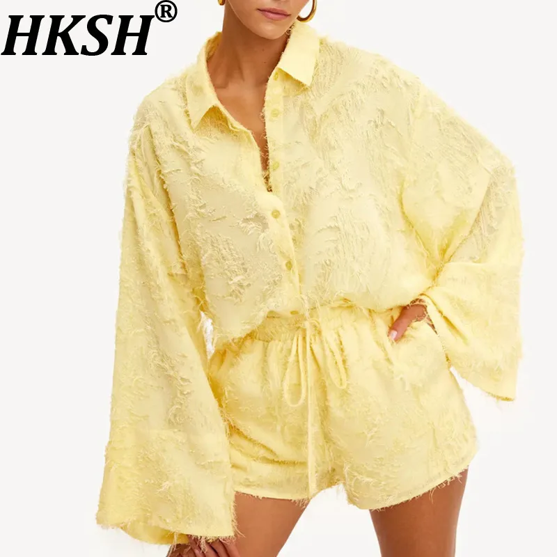 

HKSH Autumn New Women Casual Set Jacquard Turn-Down Collar Long Sleeve High Street Elegant Trendy Shirt Drawstring Shorts HK8664