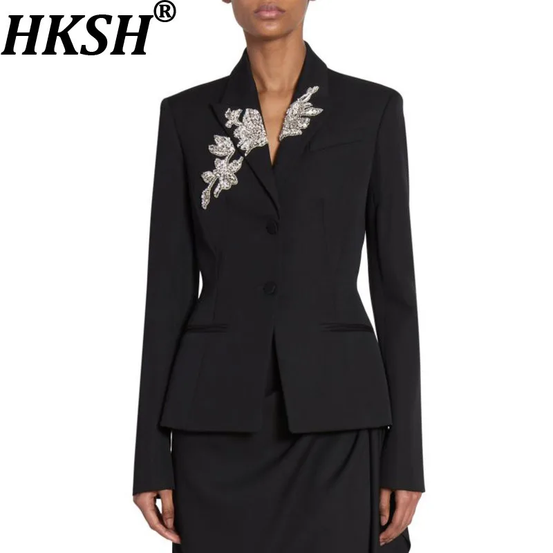 

HKSH Autumn New Women's Fashion Elegant High Street Office Lady Coat Stylish Studded Diamonds Long Sleeve Slim Fit Blazer HK8161