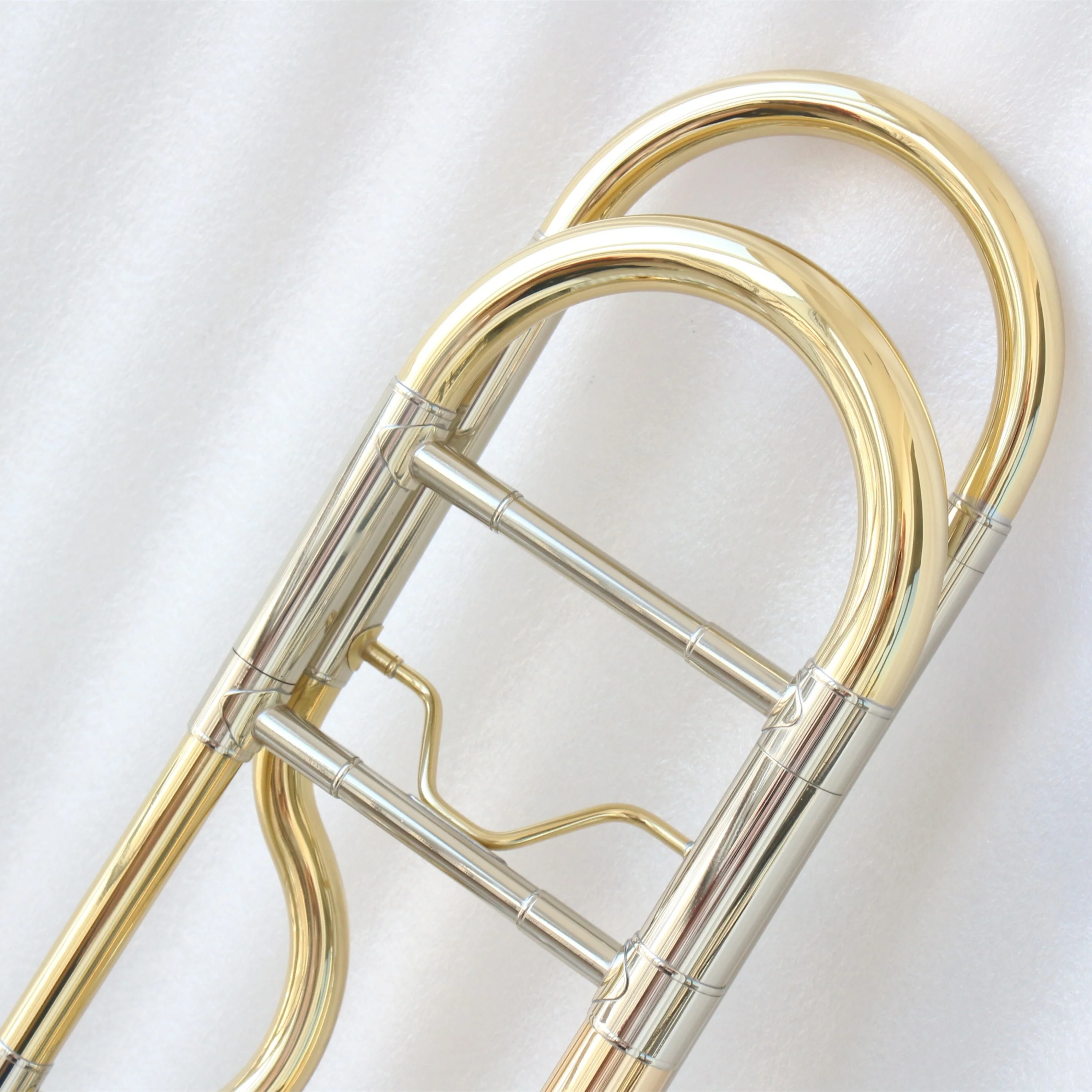 China Best Selling Professional Super Musical Instrument Clear Lacquered Bb/F Trombone In Instrument For Sale