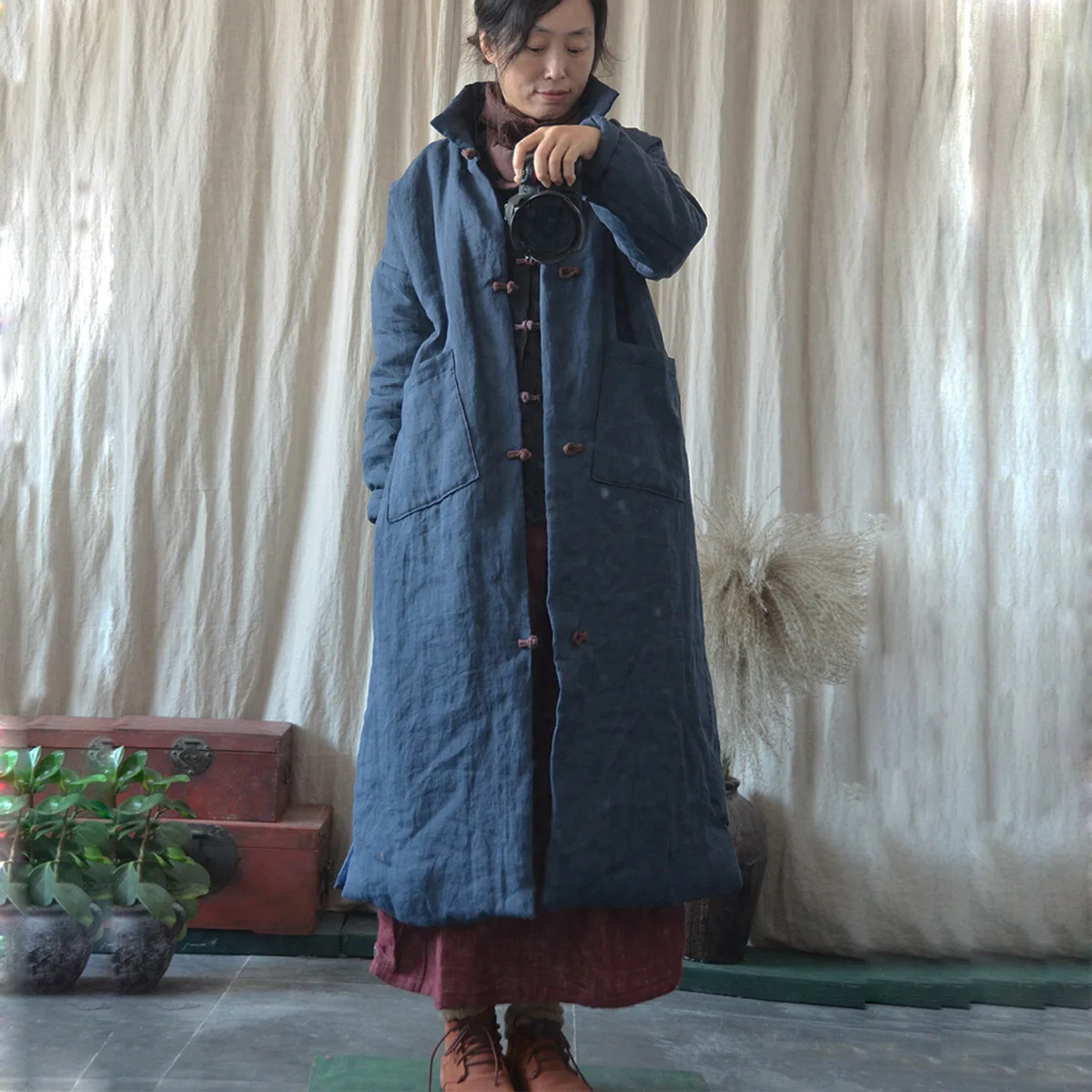 

Женское осенне-зимнее длинное пальто рами, стеганая куртка с легкой подкладкой, ретро воротник-стойка, верхняя одежда на пуговицах с лягушкой и карманами