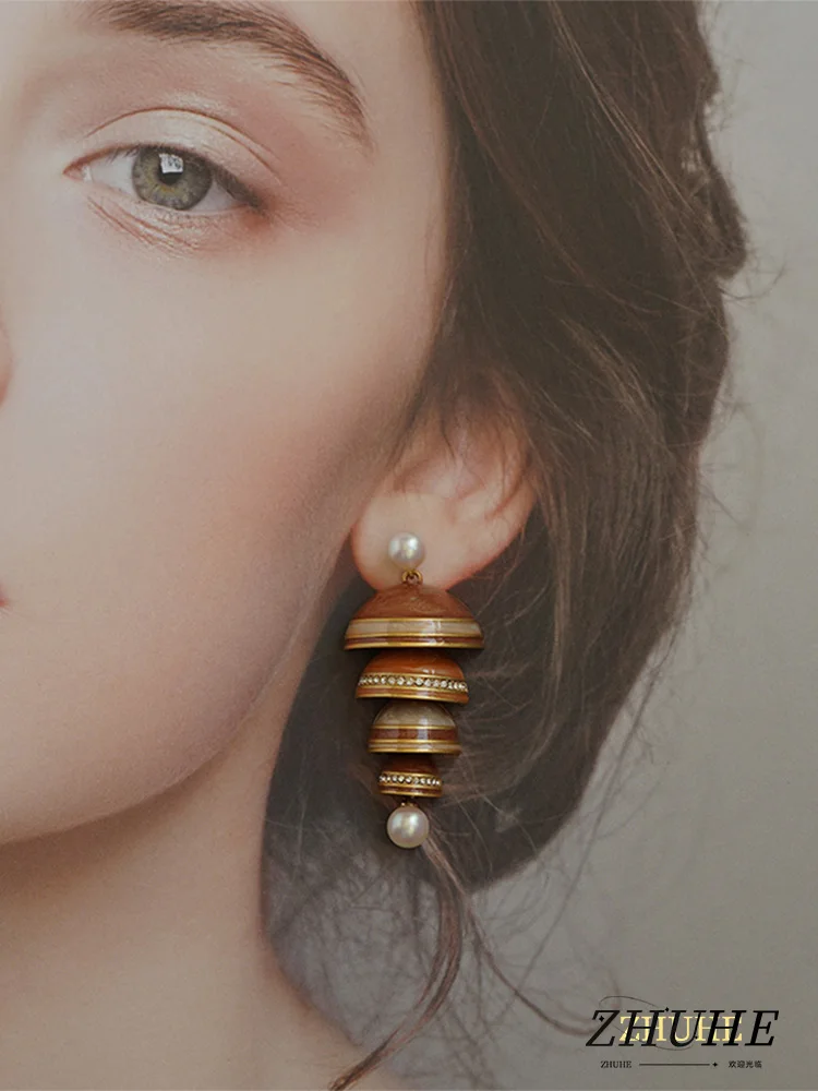 

Elegant Vintage Drop Earrings, Copper Women's Jewelry & Accessories, Layered Shell Shape with Rhinestone & Pearl Details, Warm T
