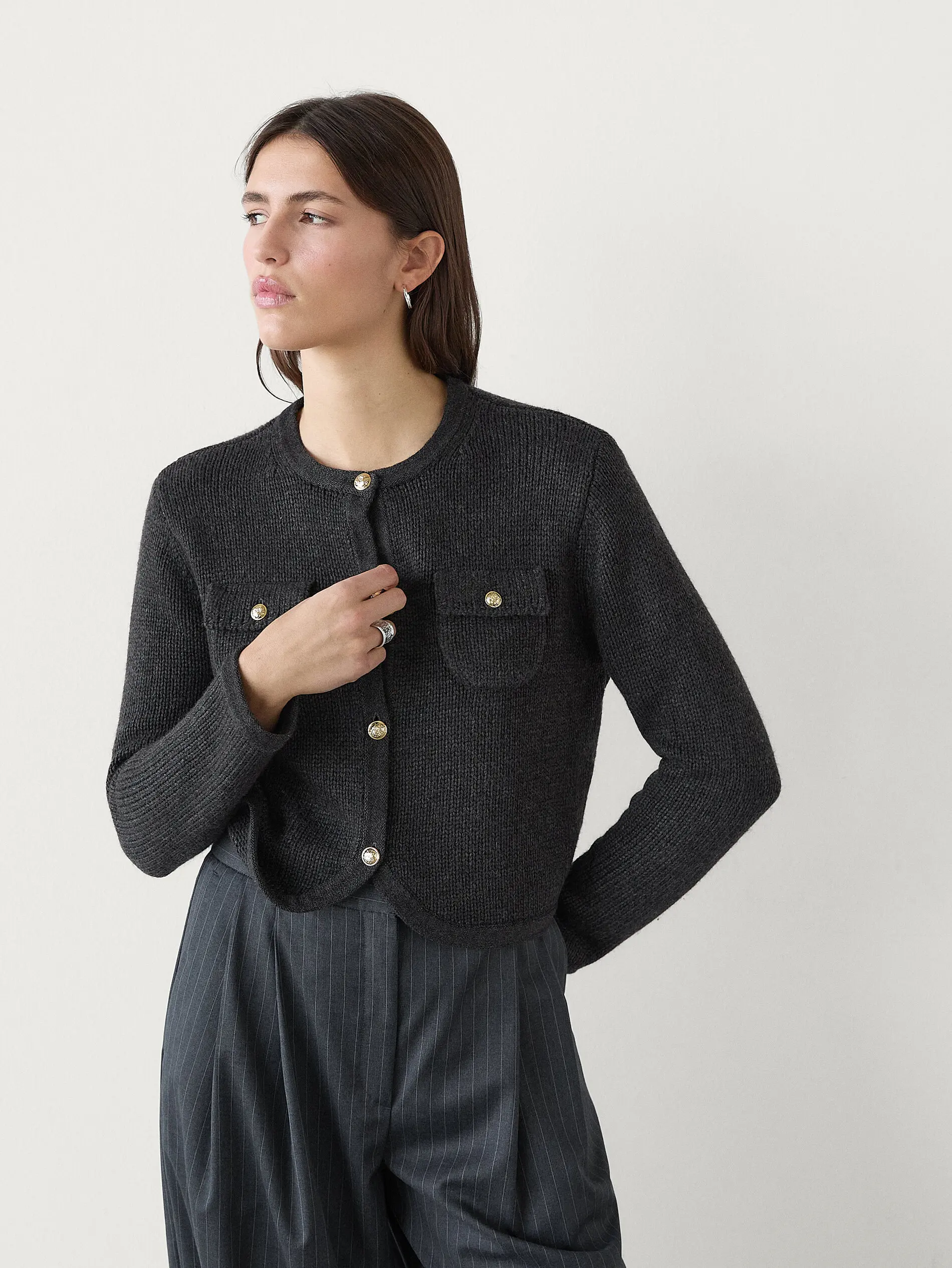 Ethéré MD 2025 massidutti automne nouveau style de femmes décontracté petit parfum collège style col roulé court tricot