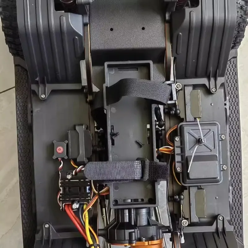 

RLAARLO MK07 1/7 RC Off-Road Crawler Металлическое крыло, пылезащитная пластина для шасси, сверхпрочные детали для обновления