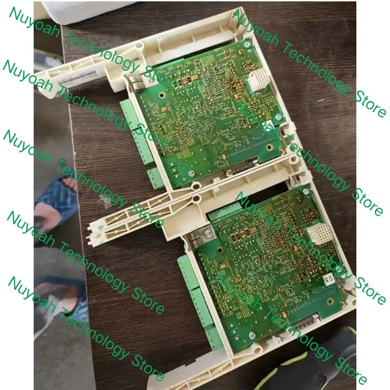 Second hand extended IO card VW3A3202 tested OK and shipped quickly