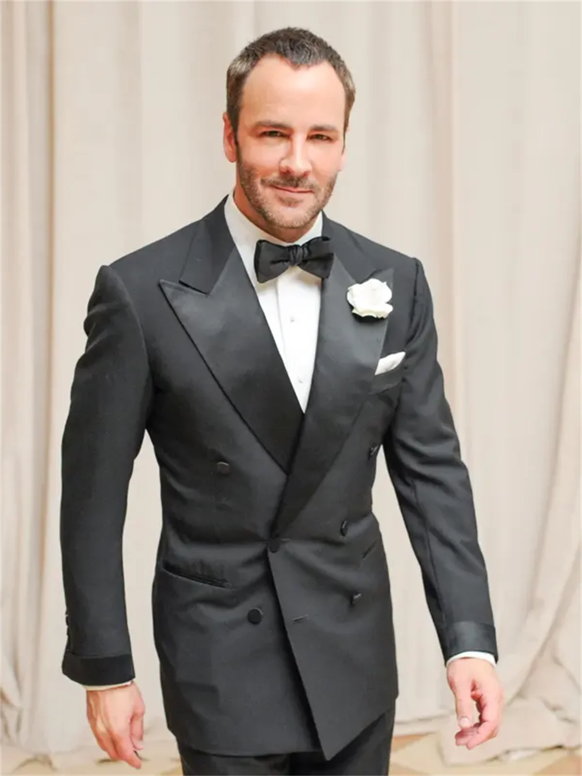 

2 Pieces Slim Fit Black Men's Double Breasted Wedding Suits Peak Lapel Double Breasted Jacket & Trouser