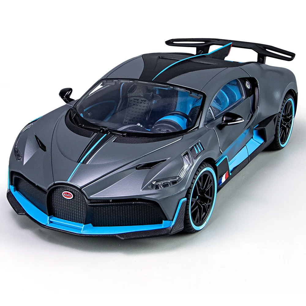 1/18 Bugatti Divo Super Toy Car Model Diecast Miniature Racing Model Doors Openable Sound Light Collection Gift For Boy Children