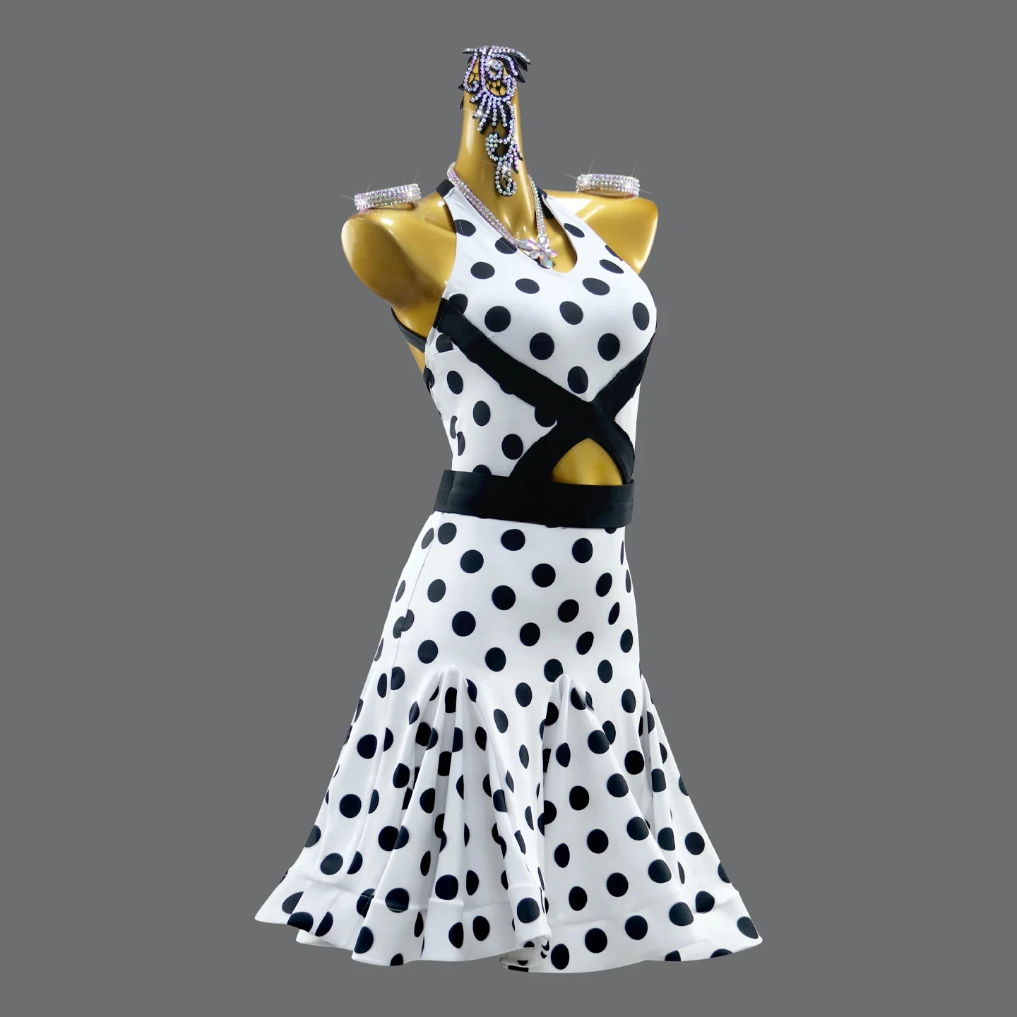 2025 라틴 댄스 의상 신제품 스포츠 퍼포먼스 의류 무대 여성 파티 드레스 소녀 볼룸 댄스 프로무스 의상 댄스웨어