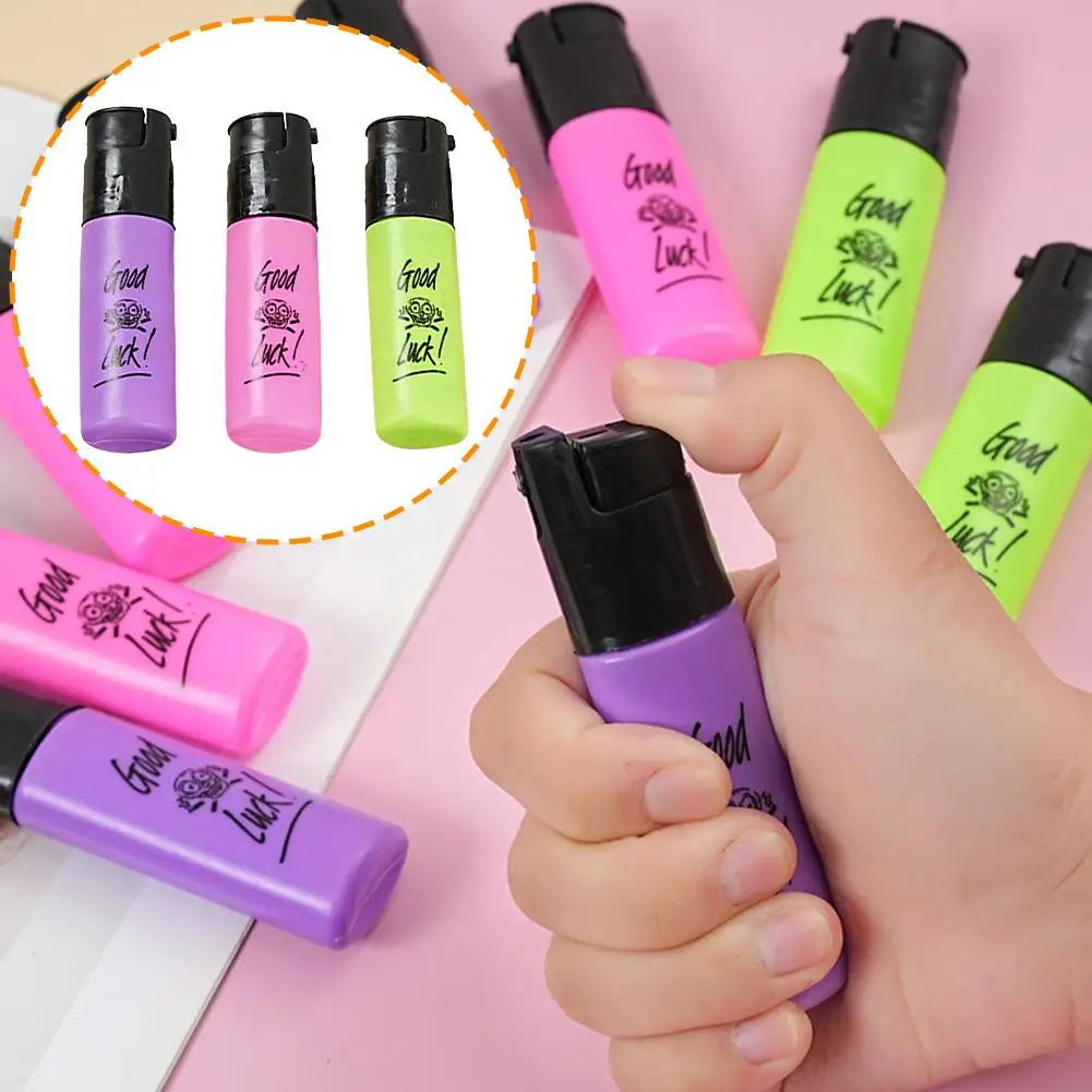 Creative water gun toy - random colour - same style water-spraying toy Prank your girlfriend with this quirky gadget 1pcs 2026