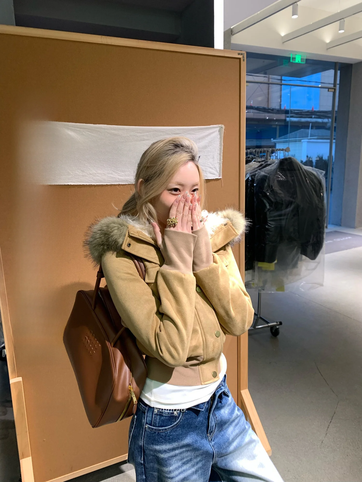 

Women's ort Hooded Leather Fur Inteated Jaet Warm Casual Sle Polyester Fiber Long Sve Zipper Closure Color