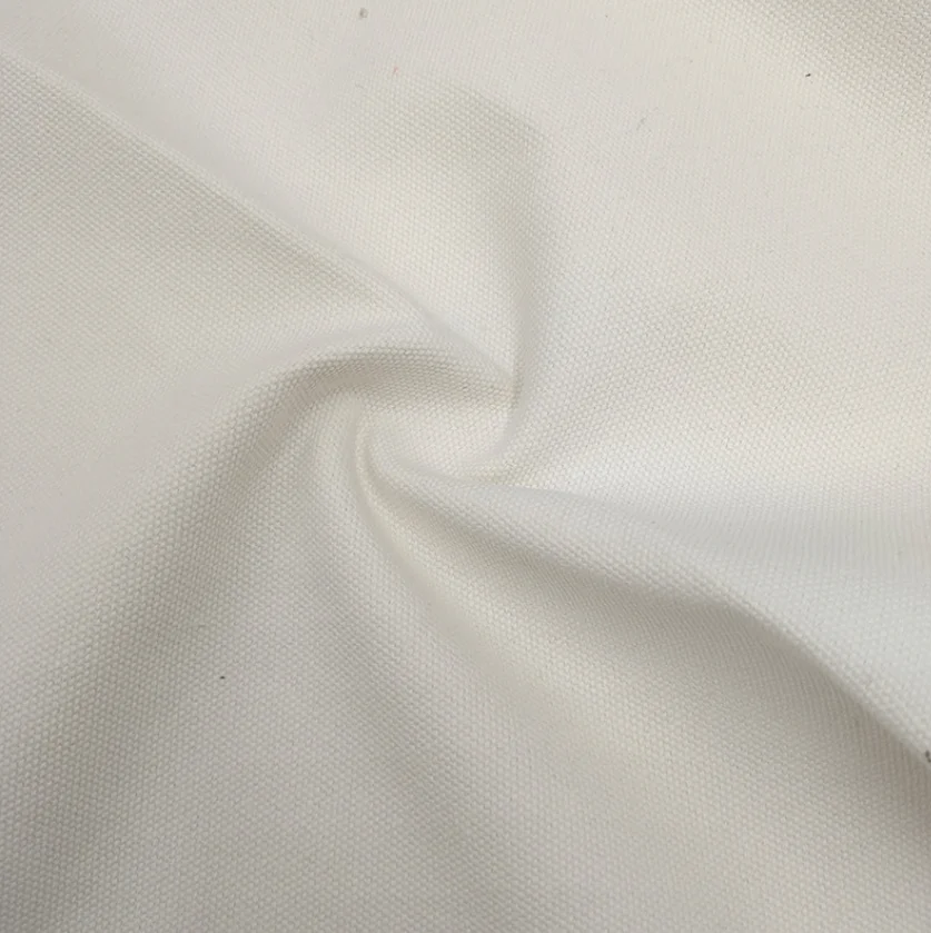 

Cotton 16mm canvas in white and black is suitable for bags, handbags, and shoes. The material is available in large quantities.