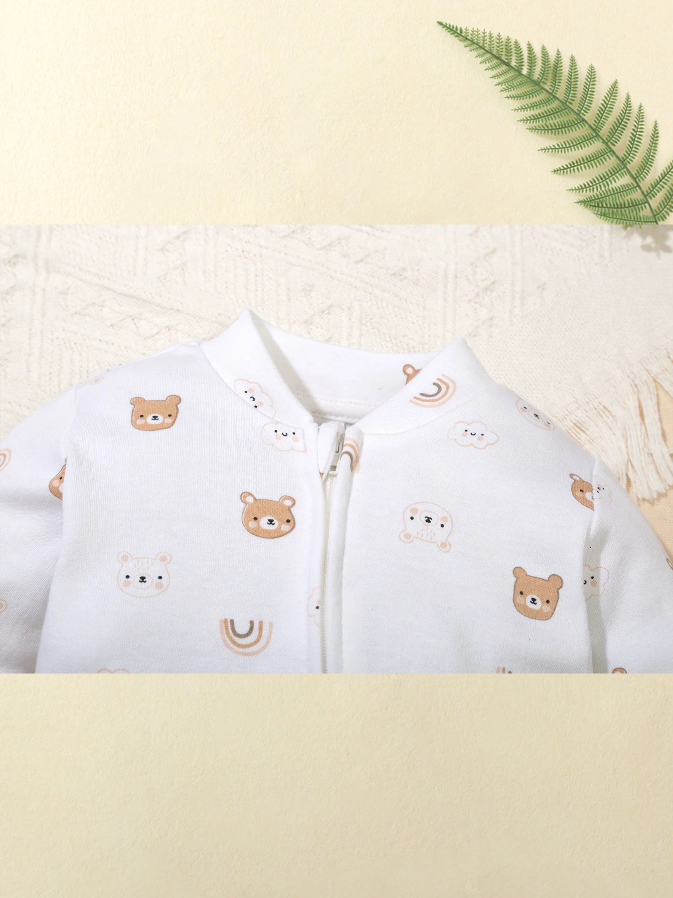 TtkaaBaby Baby-Jungen-Set aus 100 % Baumwolle mit Bären- und Wolkenmuster, langärmlig, mit Doppelreißverschluss, zweiteiliger Baby-Strampler – Geschenk zum Vollmond – Detail 3