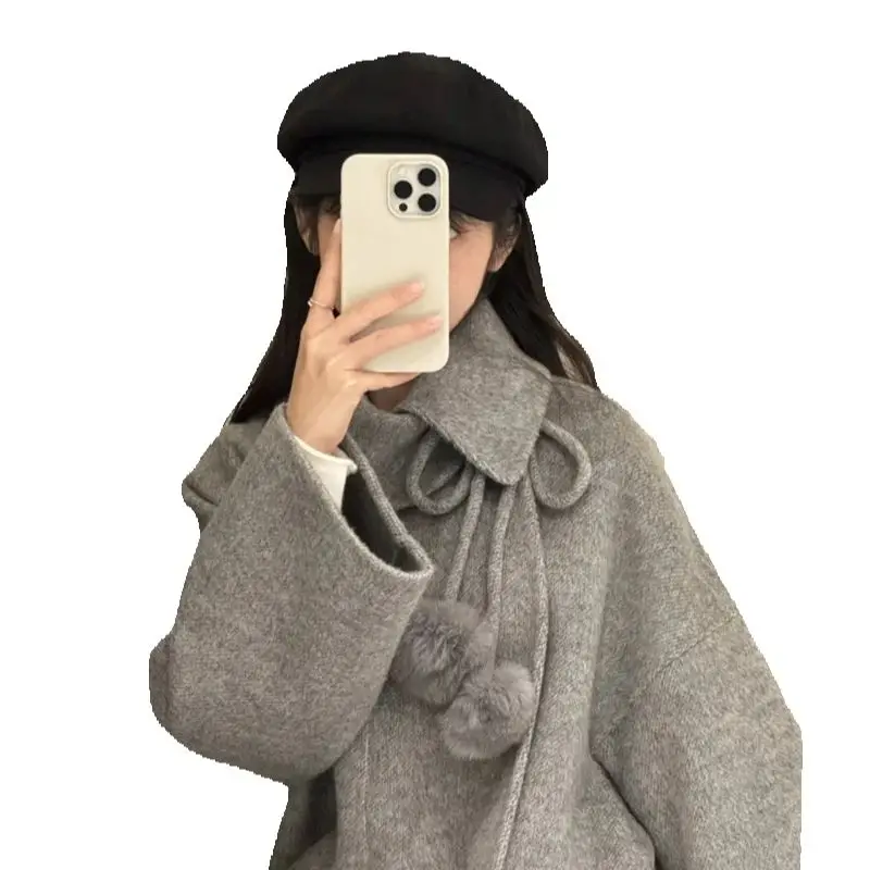 A grey double-sided cashmere coat for women, a new mid-length, high-end woolen cape coat with a Korean style for autumn and wint