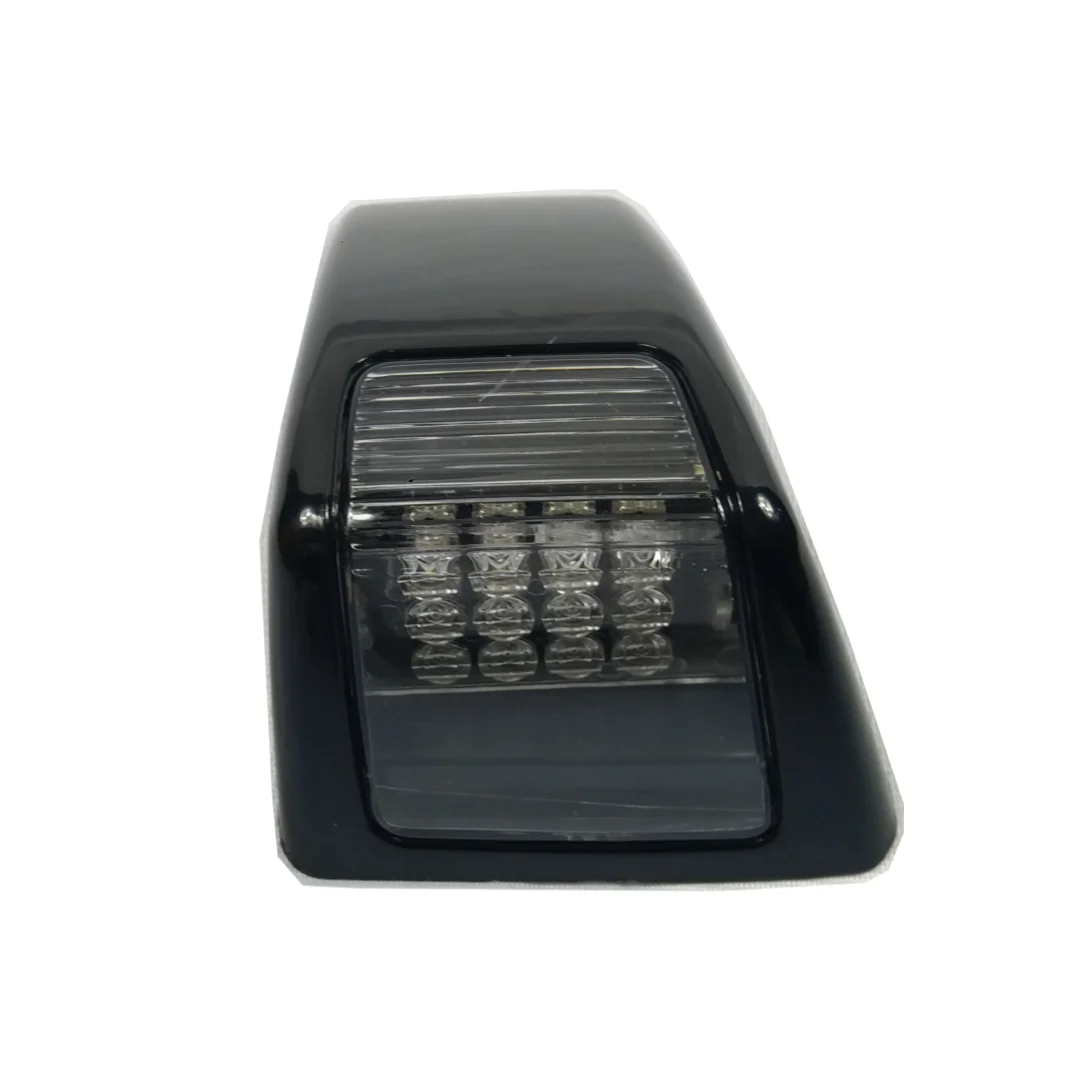 

Фонарь боковой габаритный для грузовика One Piece Truck LH 82114506 RH 82114500