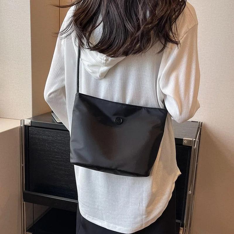 

Large Capacity Women's Crossbody Bag Adjustable Shoulder Strap Design Handheld Trendy Single Shoulder Bag Fashionable Summer