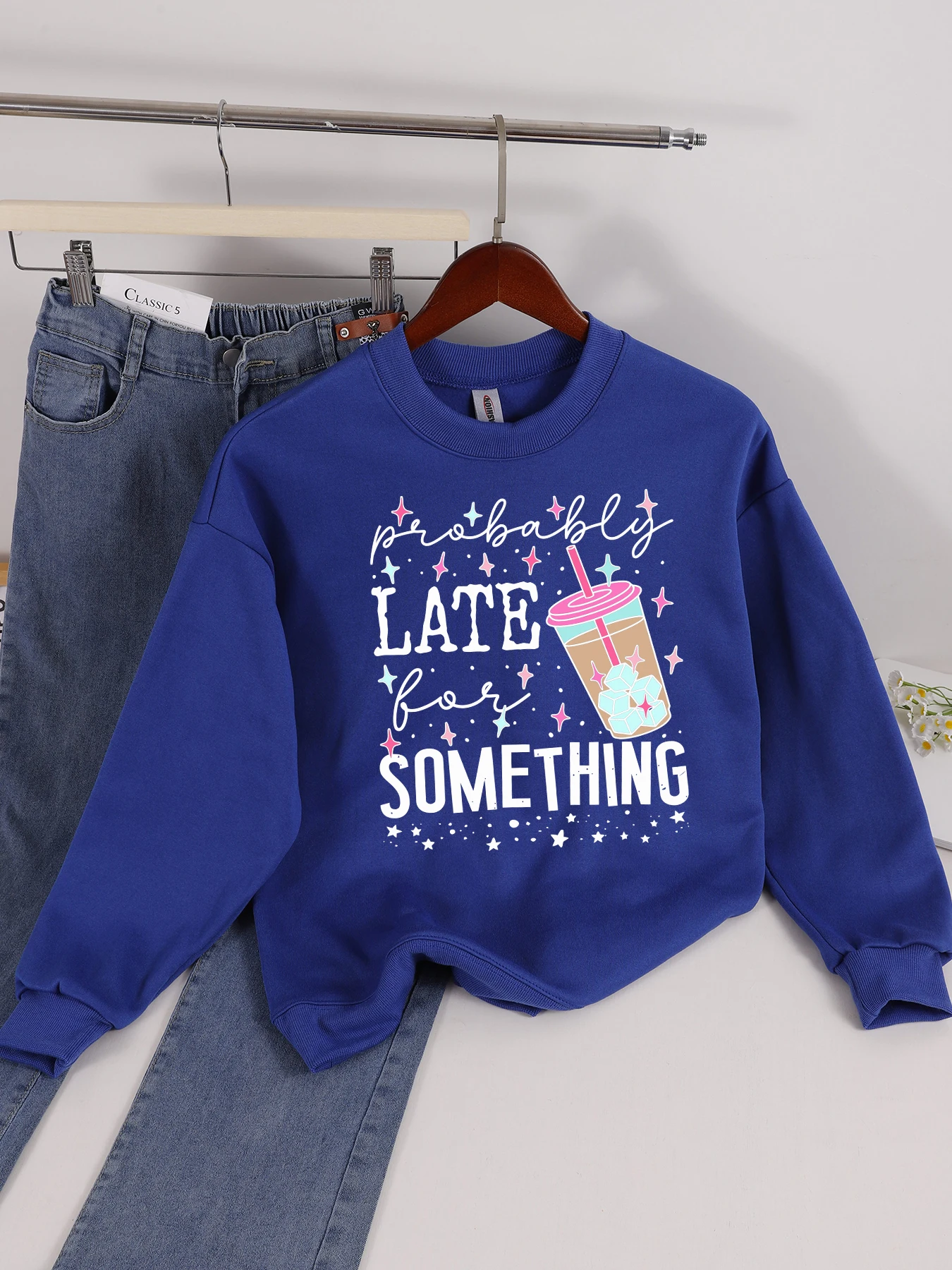 

Женский свитшот Late Something Iced Coffee с принтом, повседневная свободная спортивная одежда, универсальные флисовые пуловеры с круглым вырезом, женская одежда