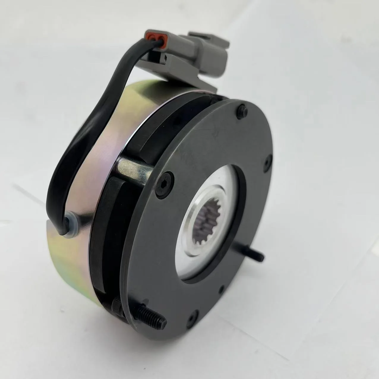 

Электромагнитный тормоз Linde 3005047000, сменный тормозной узел вилочного погрузчика серии L14 L16