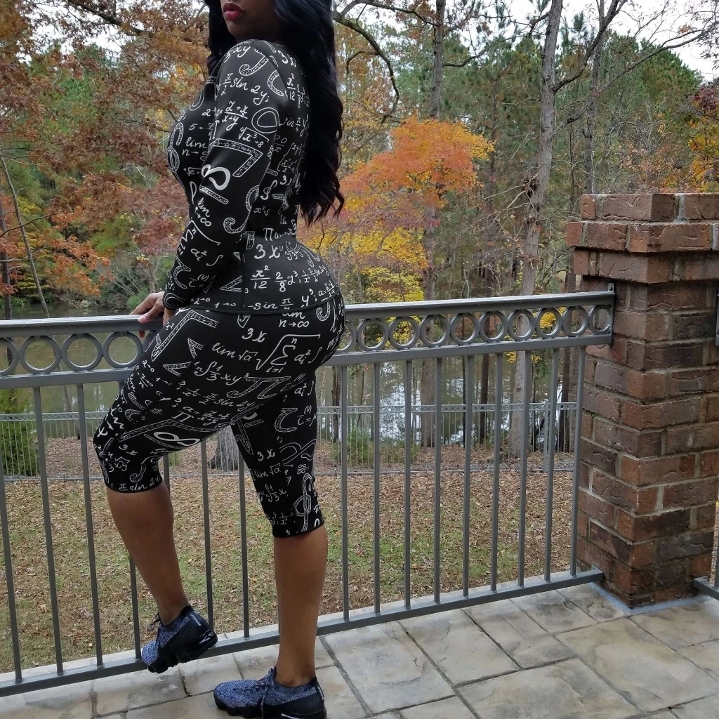 

Женский комплект из двух предметов с математическим принтом Z001, облегающая одежда в европейском и американском стиле