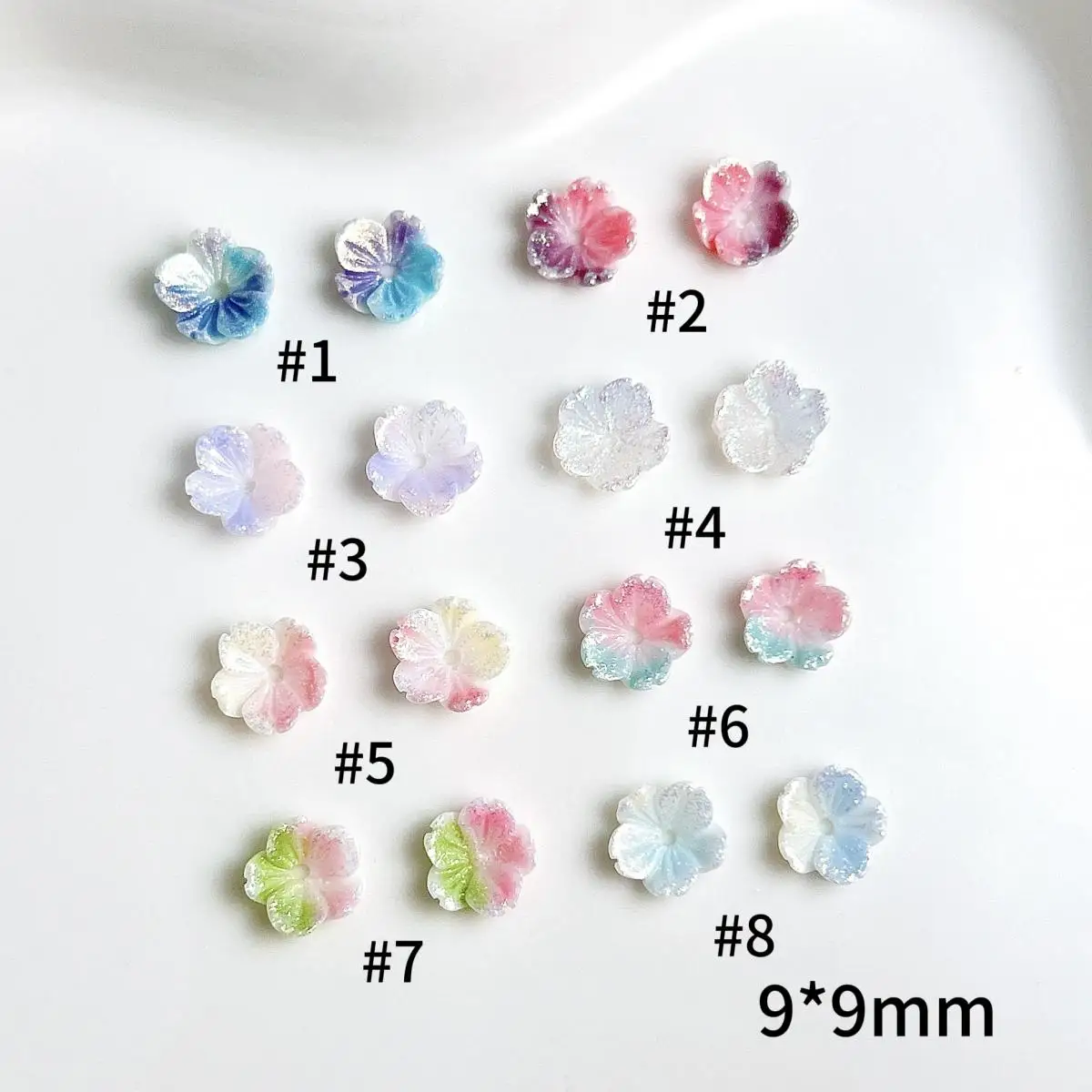 Flor de cerezo suave hueca de colores de resina 3D, decoración artística de uñas que brilla en la oscuridad, abalorios de flores brillantes para manicura DIY