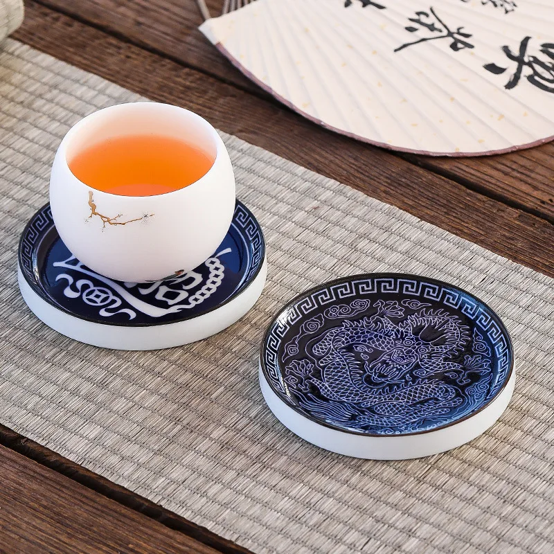 Retro blue and white porcelain tea cup mat, home decoration Japanese style Gongfu tea insulated and anti scalding cup holder