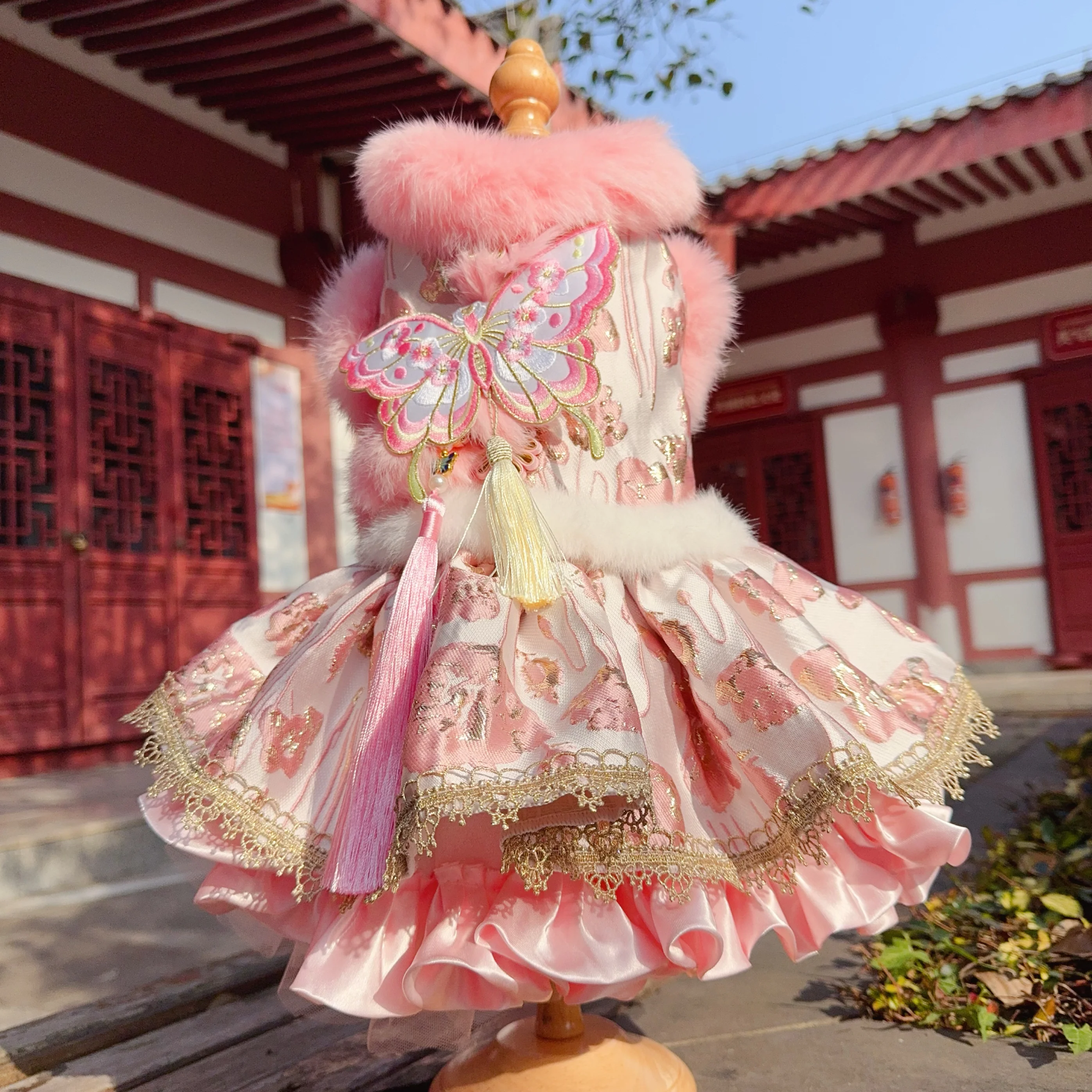 Luxury Chinese Style Embroidery Pet Dog Clothes Handmade Pink Plush Cotton Princess Dress For Small Medium Dog Winter Puppy Coat