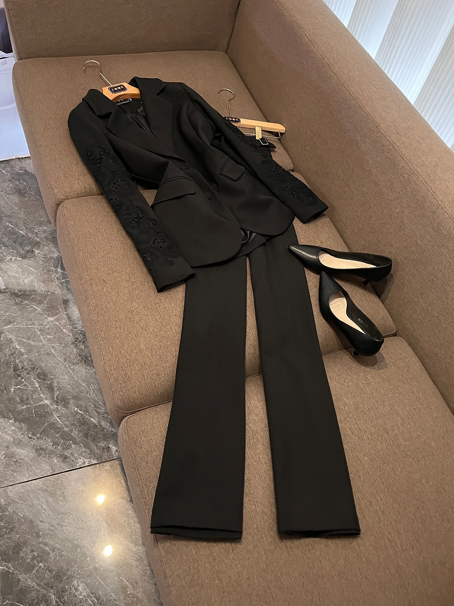 

Комплект Busin для поездок на работу, широкие брюки с высокой талией, полый дизайн, цвет OK88, женский модный осенний наряд