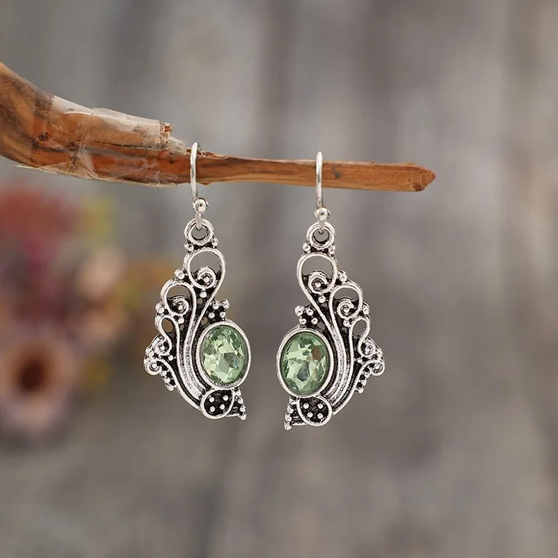 Vintage Silver Color Oval Green Stone Earrings Ethnic Metal Carving Pattern Dangle Earrings for Women Jewelry