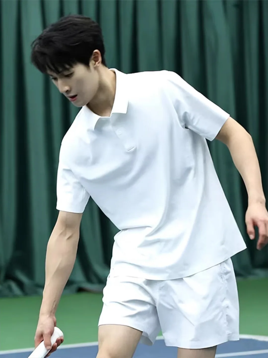 

Lightweight Breathable White ort Sve irt for Men Tennis Sportswear Turn-down Collar T-irt Comfortable Summer Wear