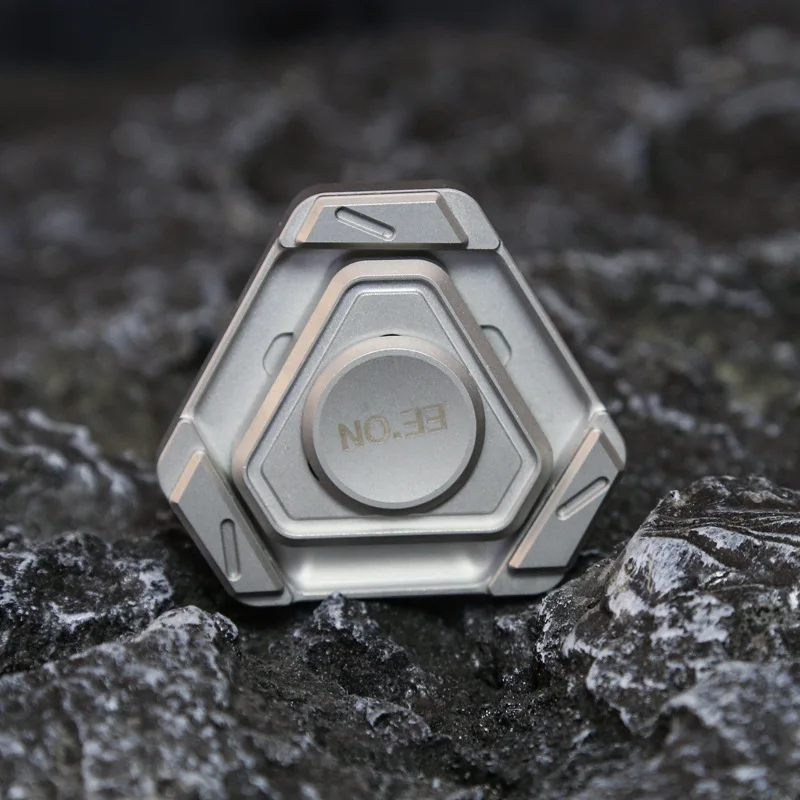 Edelstahl Fidget Spinner Magnetische Push Karte Metall EDC Stress Relief Spielzeug Kreisel Spitze Gyroskop Entlasten Anti-Stress