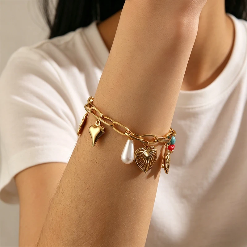 EILIECK 316L Edelstahl Armband mit mehreren Anhängern für Damen, stilvolle goldfarbene wasserdichte Handkette, Urlaubsgeschenk – Detail 7