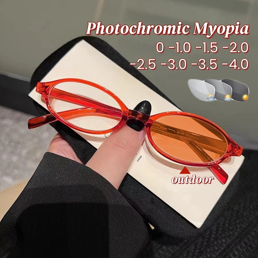 Color Changing Outdoor Eyeglasses Spicy Girl Style Photochromic Myopia Glasses Ultra Light Small Frame Near Sight Glasses