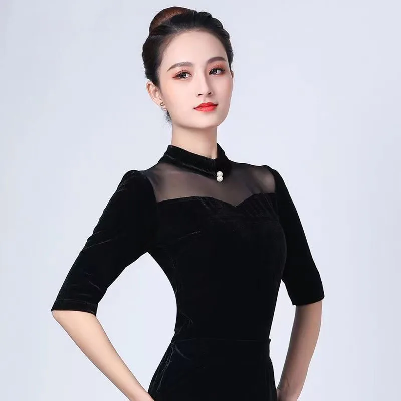 

2024 New Autumn And Winter Women Latin Dance Costmues Balck Velvet Long Sleeve Tops And Pants Female Dancewear