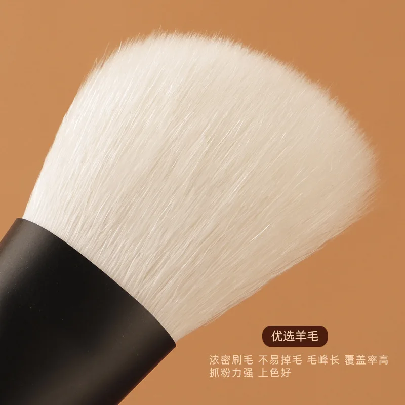 Feather ink U05 beveled shaving brush shadow powder blusher brush soft hair powder brush Cangzhou makeup brush beauty tools