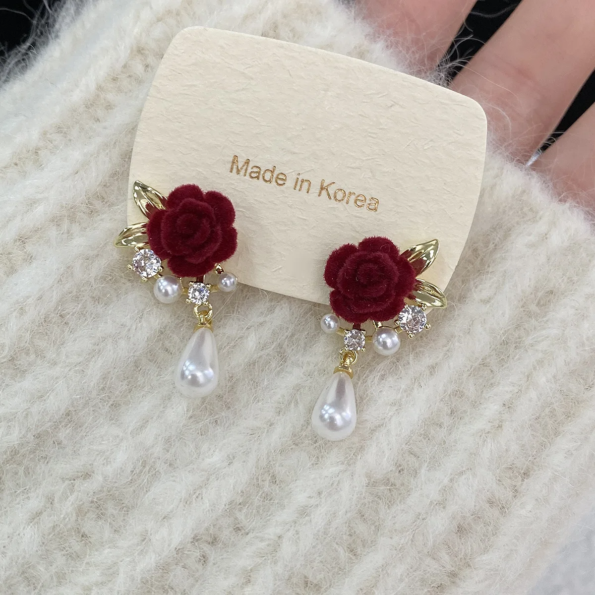 JUWANG Retro Autumn And Winter Burgundy Velvet Rose Drop Pearl Earring Temperament Versatile Advanced Earrings Christmas Party