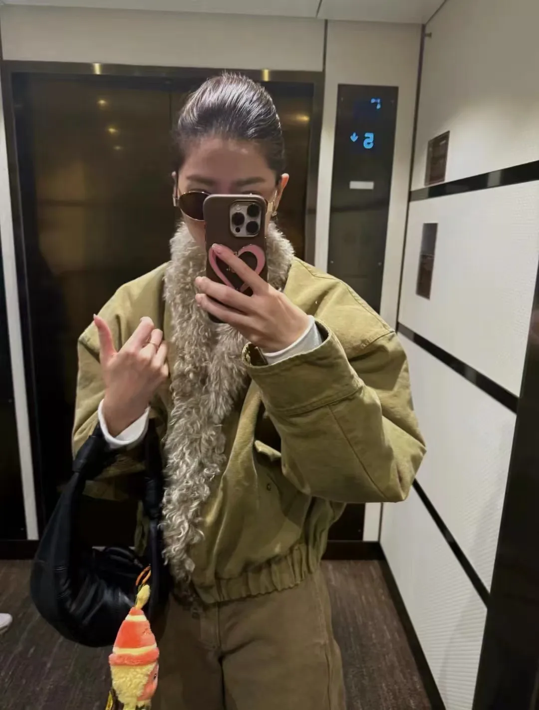 

Новинка зимнего сезона: Женская пуховая куртка с шерстяным воротником, повседневная, свободного кроя, теплая, укороченная, на молнии, с длинными рукавами