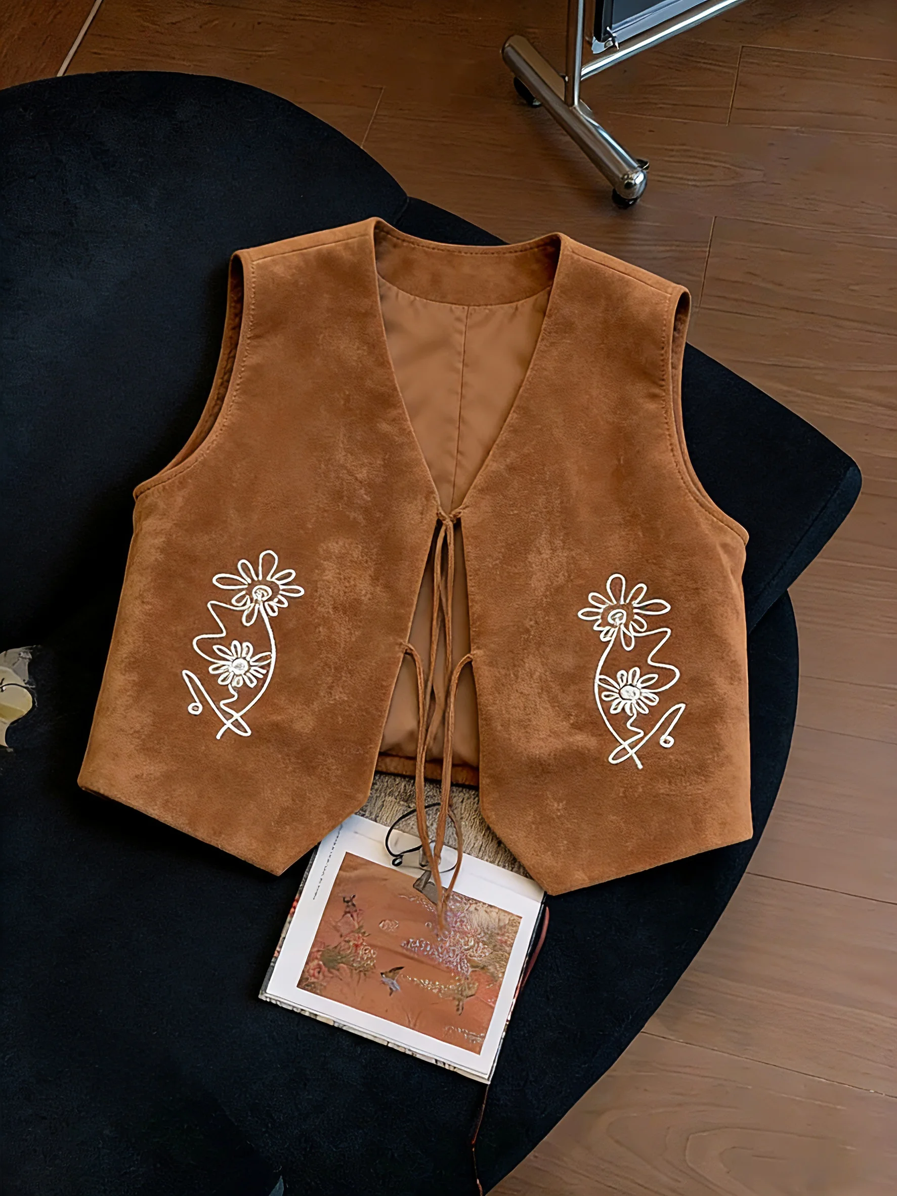 

Retro Ethnic Sle Suede Vest Jaet Women's Spring Autumn Casual Versatile Loose Top V-Ne Tie Waist Design