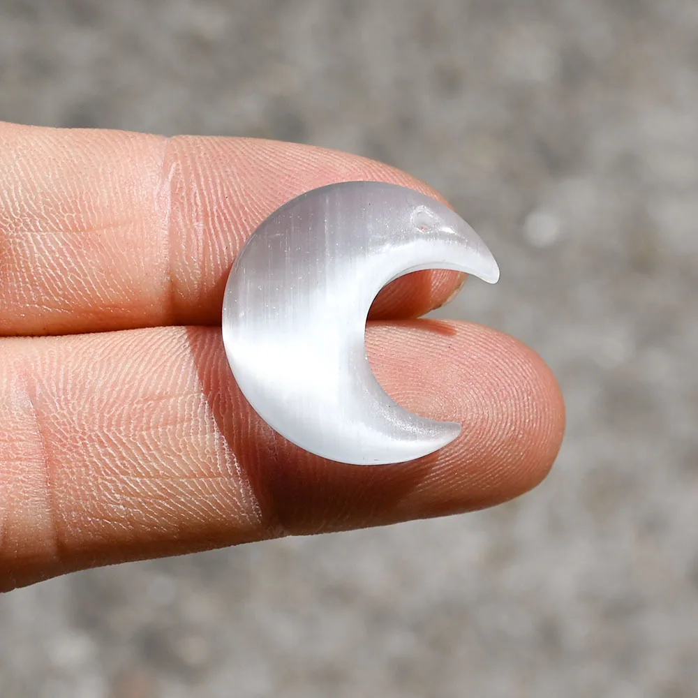 

White Cat Eye Stone Crescent Half Moon Shaped with Hole Crystal Crafts DIY Hanging Ornaments Home Decoration