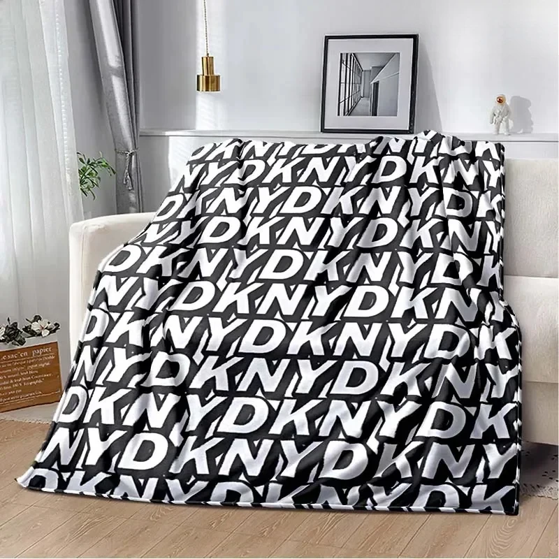 Arte de moda Impresión 3D Logotipo D-Dkny Regalo familiar Sábana de dormitorio Coche al aire libre Viajes Camping Cubierta cálida Manta de felpa personalizada